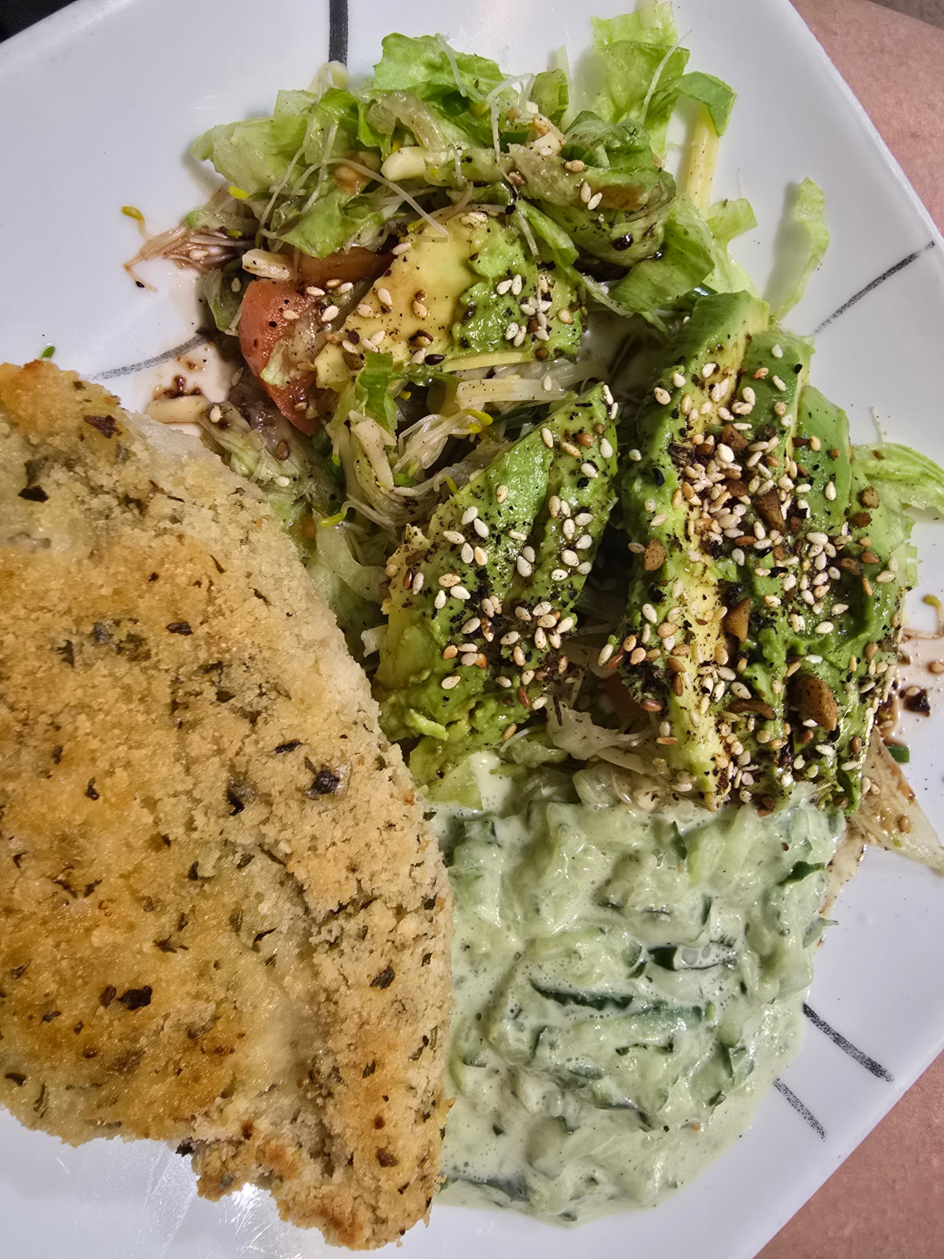 Lemon Pepper Chicken with Avocado Salad – Native Oz Bushfoods